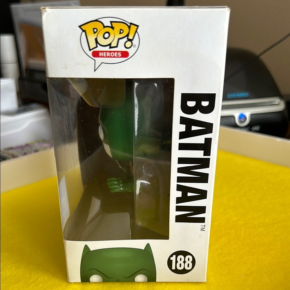 Funko Pop! Heroes Suicide Squad Joker Batman Vinyl Figure - Picture 4 of 6